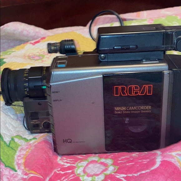 A Camera Barley Used - Picture 2 of 3